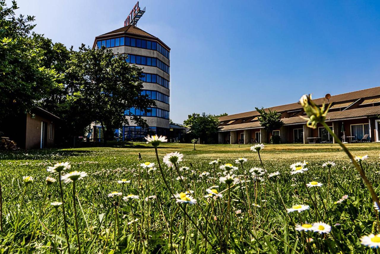 קזאלה מונפראטו Business Hotel מראה חיצוני תמונה