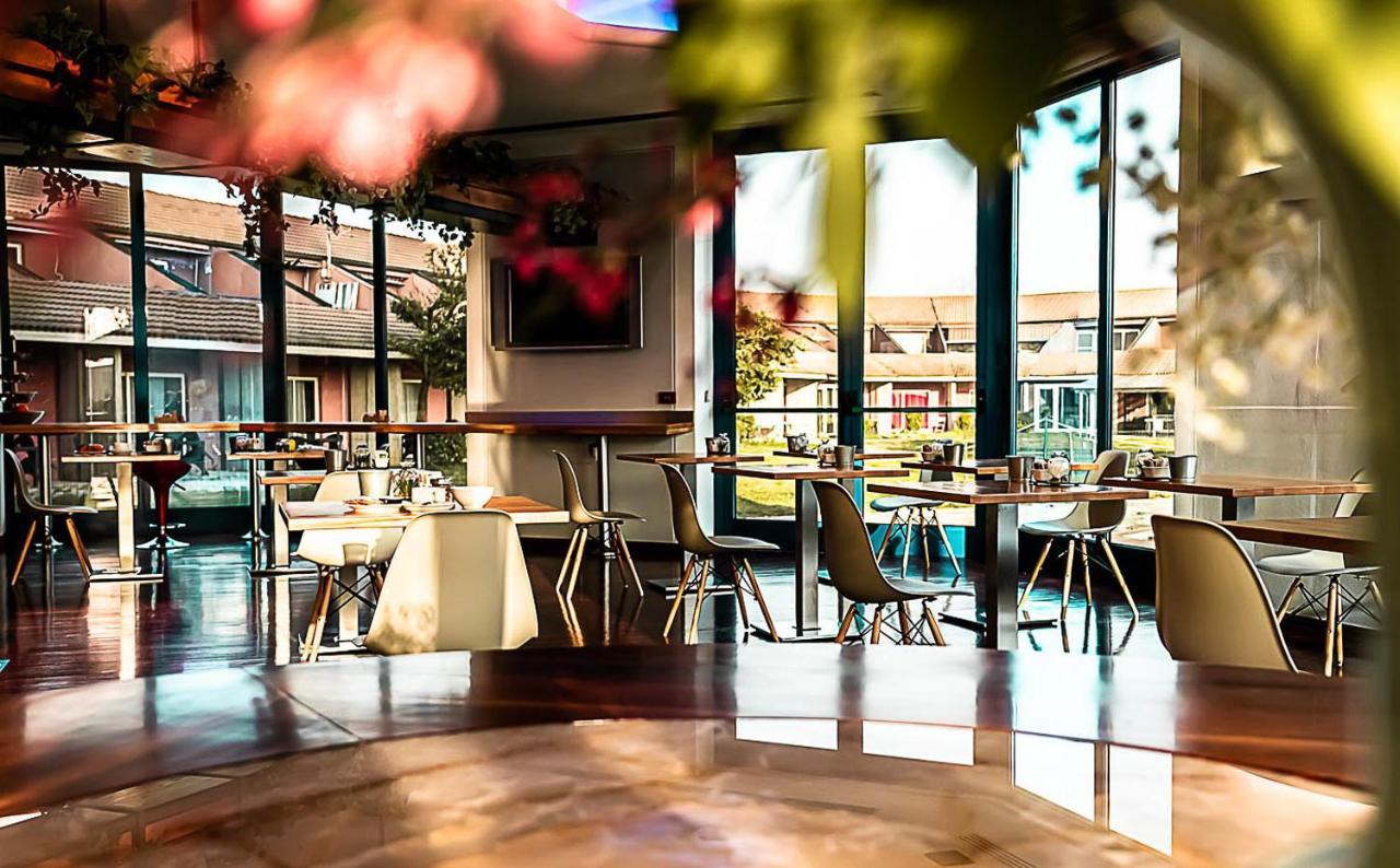 קזאלה מונפראטו Business Hotel מראה חיצוני תמונה