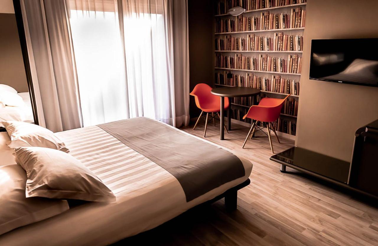 קזאלה מונפראטו Business Hotel מראה חיצוני תמונה