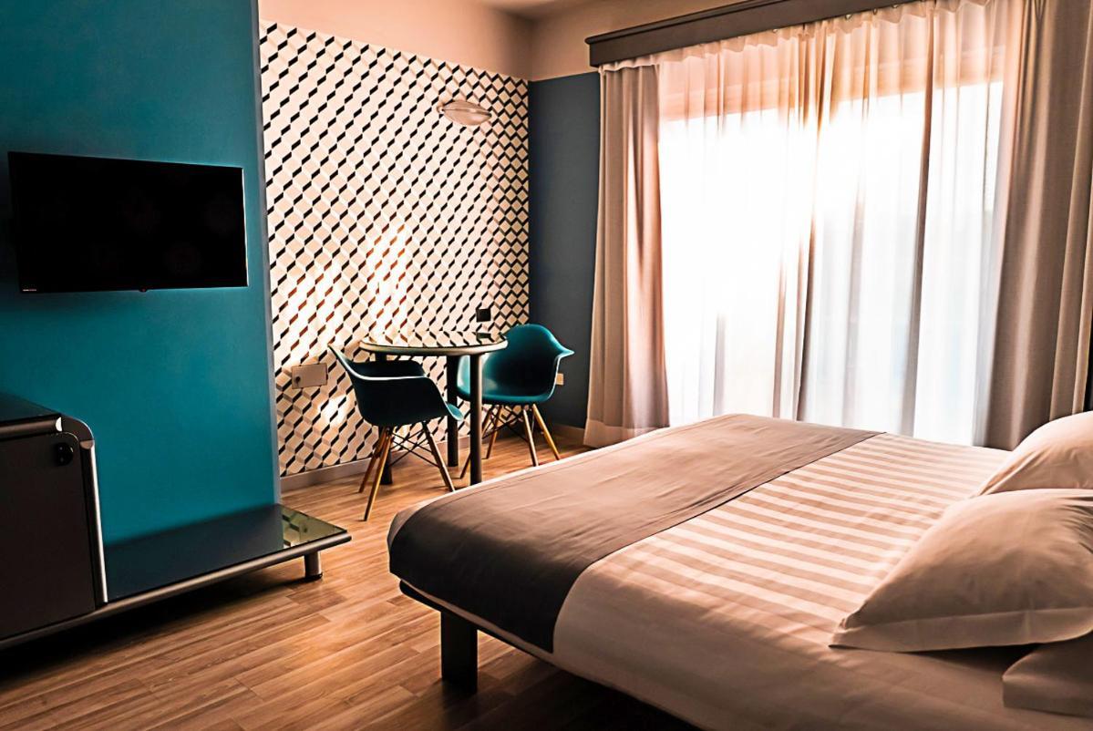 קזאלה מונפראטו Business Hotel מראה חיצוני תמונה